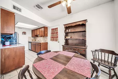 9645 W Mountain View Road #B, Peoria, AZ 85345 - Photo 19