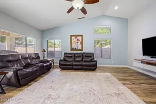 7318 W Villa Hermosa, Glendale, AZ 85310 - Photo 13
