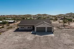 3925 W Moon Dust Trl, San Tan Valley, AZ 85144 - Photo 27