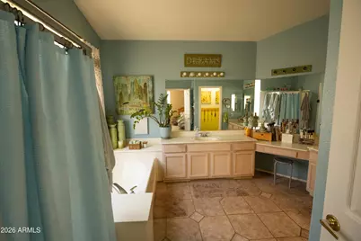 6738 W Wahalla Lane, Glendale, AZ 85308 - Photo 19