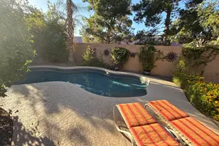 6738 W Wahalla Ln, Glendale, AZ 85308 - Photo 3