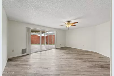 10419 W Campana Drive, Sun City, AZ 85351 - Photo 15