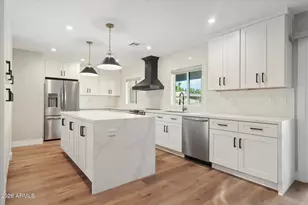 8882 N 82nd Ln, Scottsdale, AZ 85258 - Photo 3