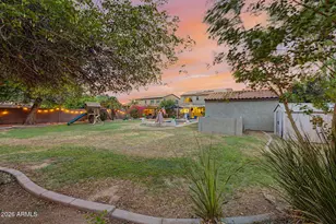 7725 S 21st Dr, Phoenix, AZ 85041 - Photo 17