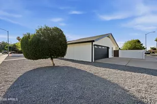 890 W Del Rio St, Chandler, AZ 85225 - Photo 31