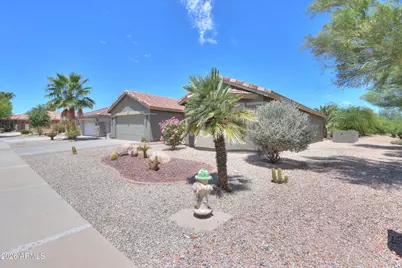 297 N San Juan Trail, Casa Grande, AZ 85194 - Photo 3