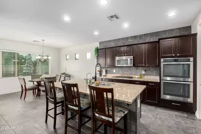 10815 E Ramblewood Circle, Mesa, AZ 85212 - Photo 9