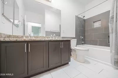 7111 S 21st Drive, Phoenix, AZ 85041 - Photo 23