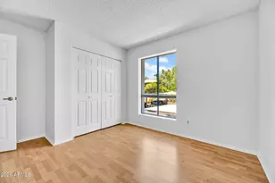 7300 N Dreamy Draw Dr, Phoenix, AZ 85020 - Photo 15