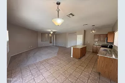 3892 S Moccasin Trail, Gilbert, AZ 85297 - Photo 9