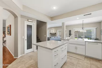 25833 N 43rd Place, Phoenix, AZ 85050 - Photo 13