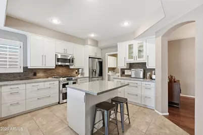 25833 N 43rd Place, Phoenix, AZ 85050 - Photo 11