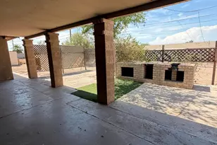 546 E La Mirada Dr, Phoenix, AZ 85042 - Photo 3