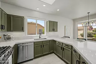 14640 W Buttonwood Dr, Sun City West, AZ 85375 - Photo 7