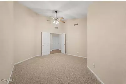 1466 E Spur Avenue, Gilbert, AZ 85296 - Photo 17