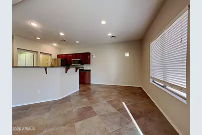 17573 W Lundberg Street, Surprise, AZ 85388 - Photo 5