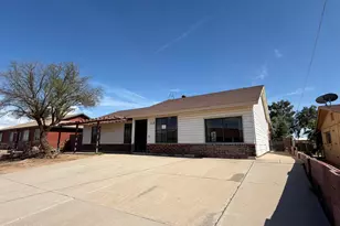 1131 E Bisnaga St, Casa Grande, AZ 85122 - Photo 1