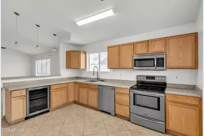 8834 W Purdue Avenue, Peoria, AZ 85345 - Photo 11