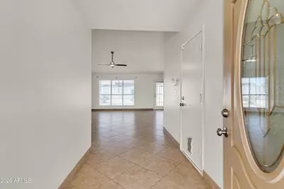 8834 W Purdue Avenue, Peoria, AZ 85345 - Photo 5