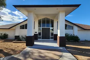 11132 W Kolina Ln, Sun City, AZ 85351 - Photo 7