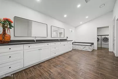11132 W Kolina Lane, Sun City, AZ 85351 - Photo 21