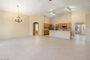 12906 N 57th Ave, Glendale, AZ 85304 - Photo 9