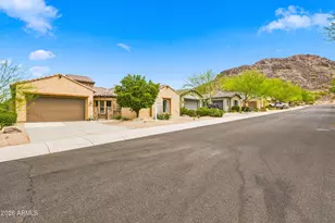 27632 N 89th Ln, Peoria, AZ 85383 - Photo 3