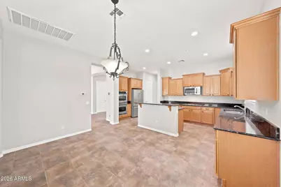 27632 N 89th Lane, Peoria, AZ 85383 - Photo 13