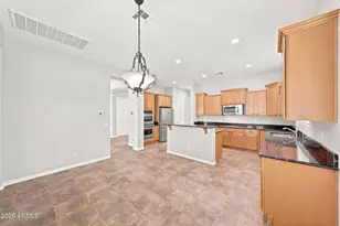 27632 N 89th Ln, Peoria, AZ 85383 - Photo 13
