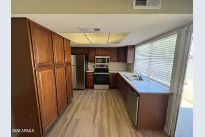 6627 S 44th Street, Phoenix, AZ 85042 - Photo 5
