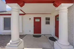 1067 E Sequoia Dr, Phoenix, AZ 85024 - Photo 3