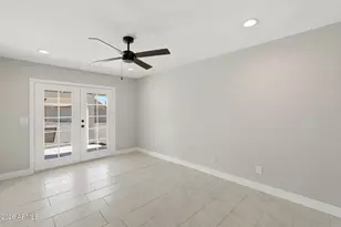 1067 E Sequoia Dr, Phoenix, AZ 85024 - Photo 13