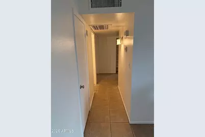 4627 S Hanna Drive, Tempe, AZ 85282 - Photo 5
