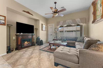 14694 W Mandalay Lane, Surprise, AZ 85379 - Photo 11