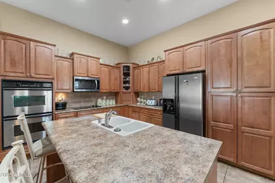 14694 W Mandalay Lane, Surprise, AZ 85379 - Photo 13