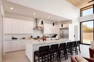 10931 E Whitehorn Dr, Scottsdale, AZ 85262 - Photo 9