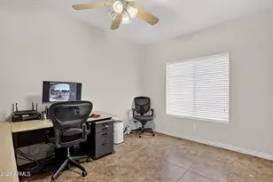 566 E Renegade Pl, San Tan Valley, AZ 85143 - Photo 25