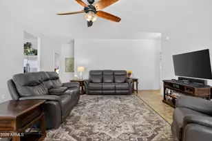 566 E Renegade Pl, San Tan Valley, AZ 85143 - Photo 17
