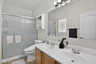 566 E Renegade Pl, San Tan Valley, AZ 85143 - Photo 21