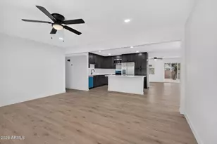 12649 N 30th Dr, Phoenix, AZ 85029 - Photo 5