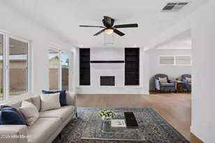 12649 N 30th Dr, Phoenix, AZ 85029 - Photo 17