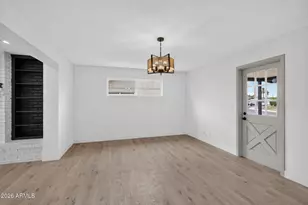 12649 N 30th Dr, Phoenix, AZ 85029 - Photo 9