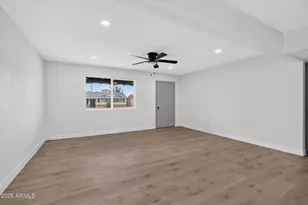 12649 N 30th Dr, Phoenix, AZ 85029 - Photo 7