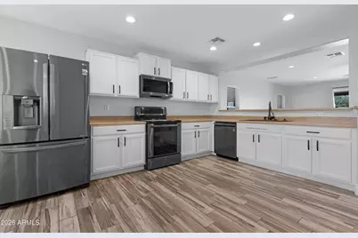 11553 W Green Drive, Youngtown, AZ 85363 - Photo 7