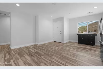 11553 W Green Drive, Youngtown, AZ 85363 - Photo 9