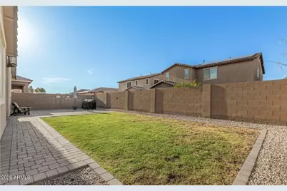 15732 W Pierce Street, Goodyear, AZ 85338 - Photo 23