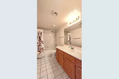6131 W Desert Cove Avenue, Glendale, AZ 85304 - Photo 17