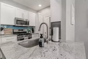 6900 E Princess Dr, Phoenix, AZ 85054 - Photo 7