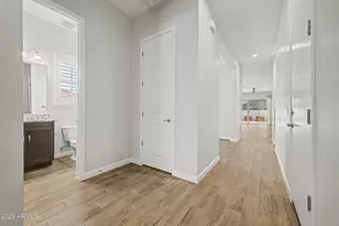 6639 East Michigan Ave, Phoenix, AZ 85054 - Photo 5
