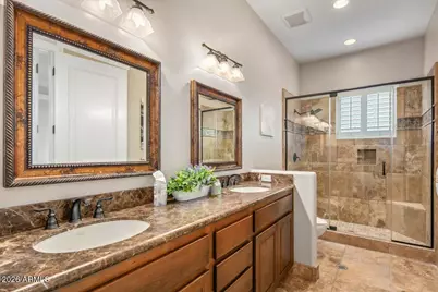 1465 W Caribbean Lane, Phoenix, AZ 85023 - Photo 33